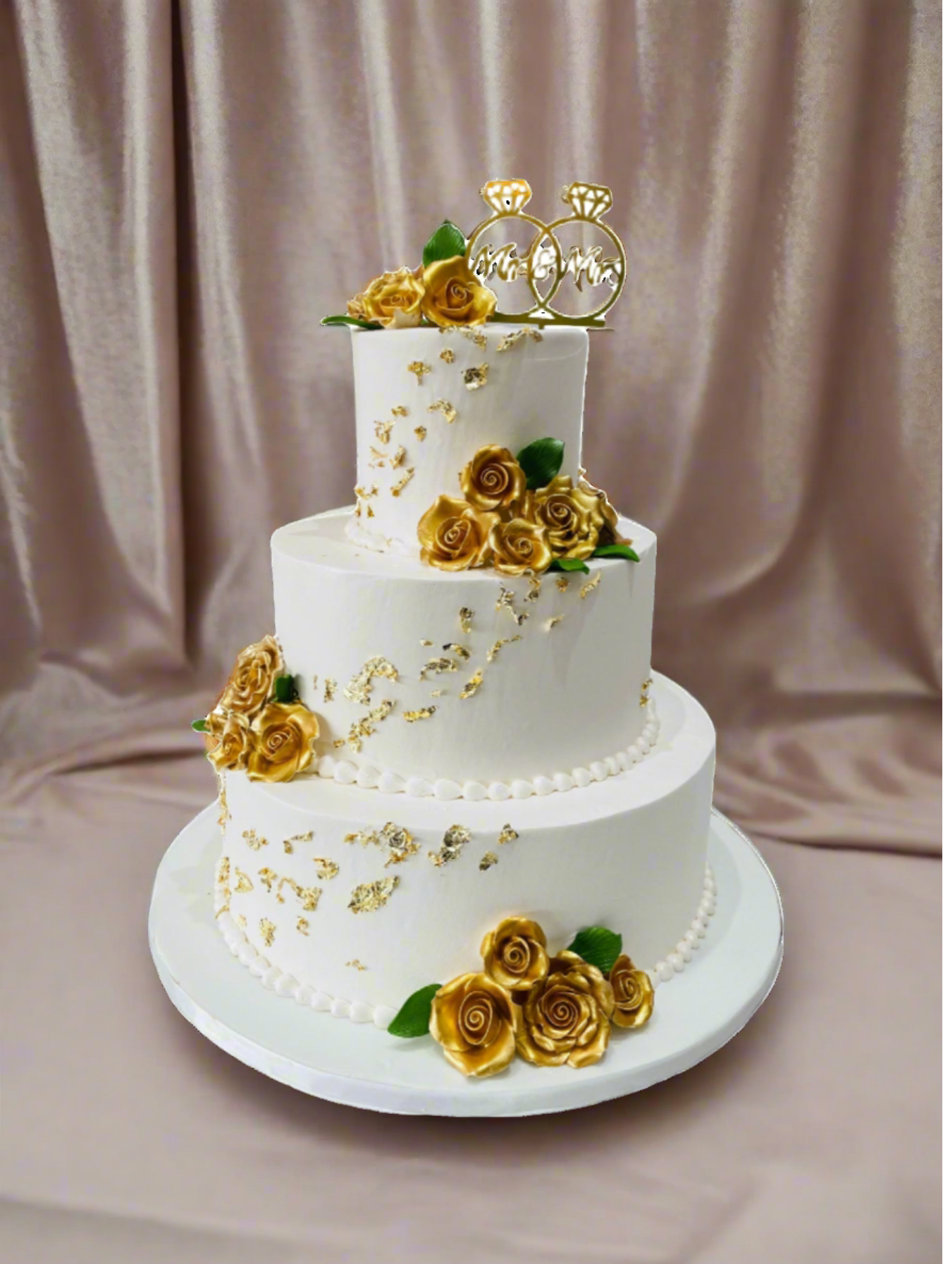 Esvet Golden Wedding Cake