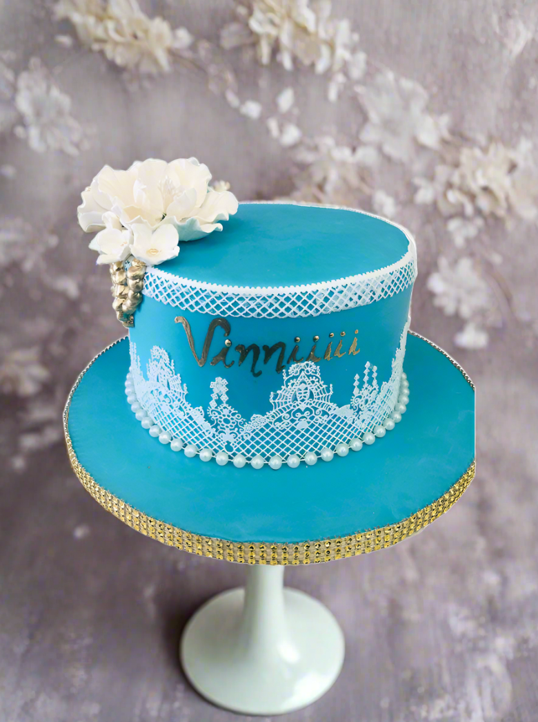 Jocelyn Fondant Cake