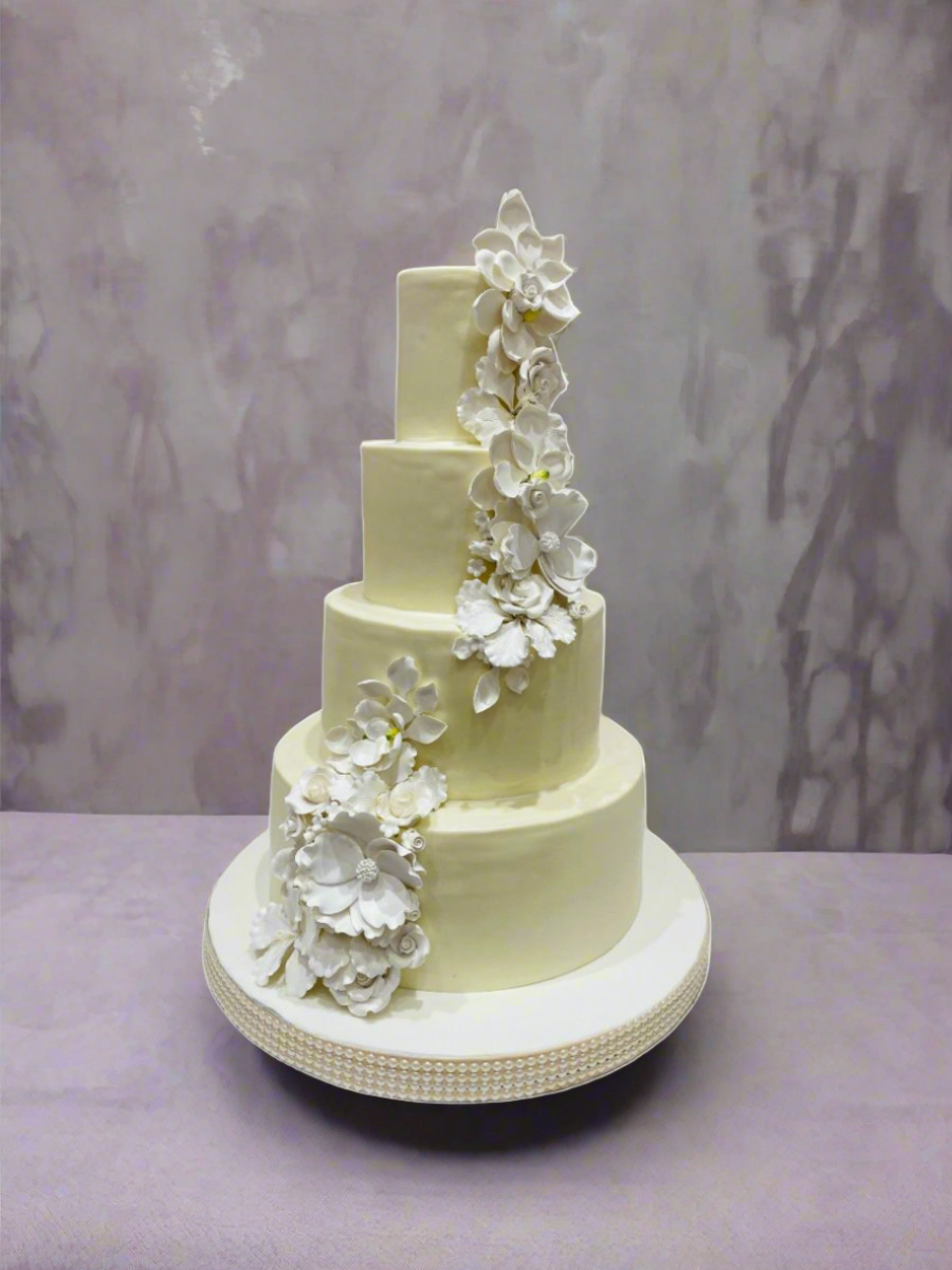 Shreya Fondant Wedding Cake
