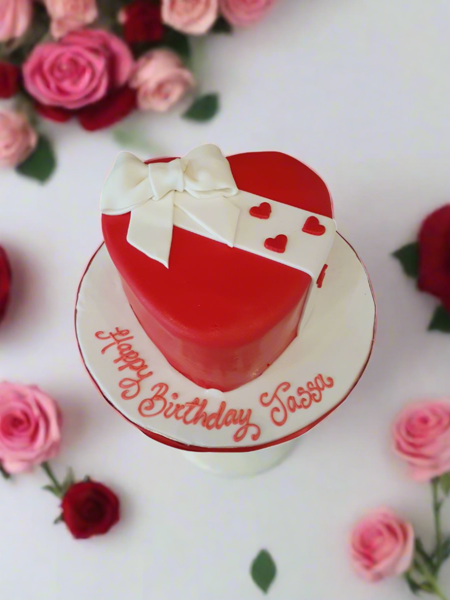 Red Valentine Fondant Heart Cake