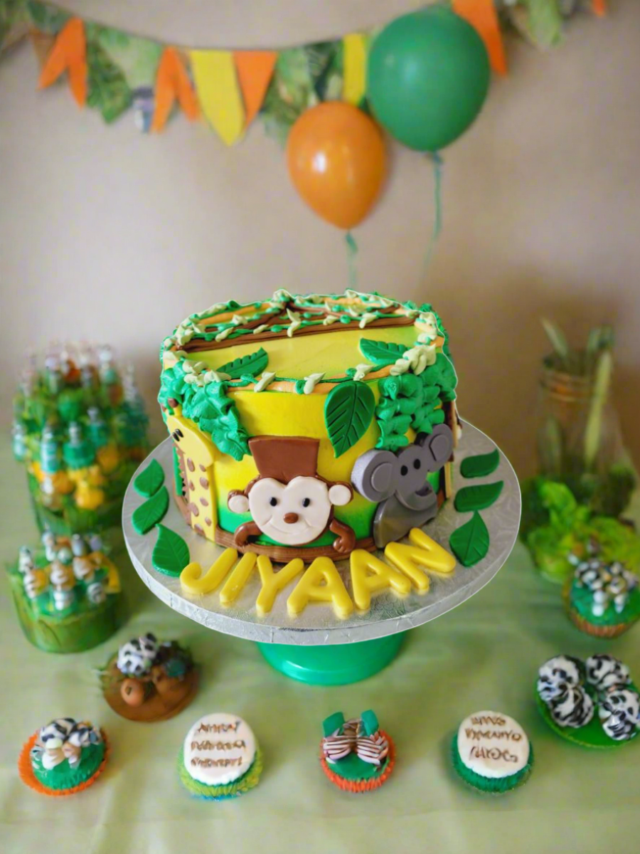 Jungle Fondant Cake