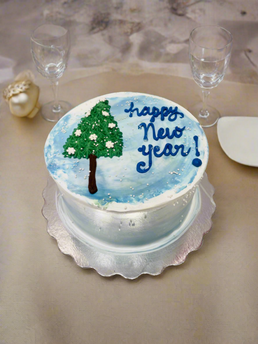 Snowy New Year Cake