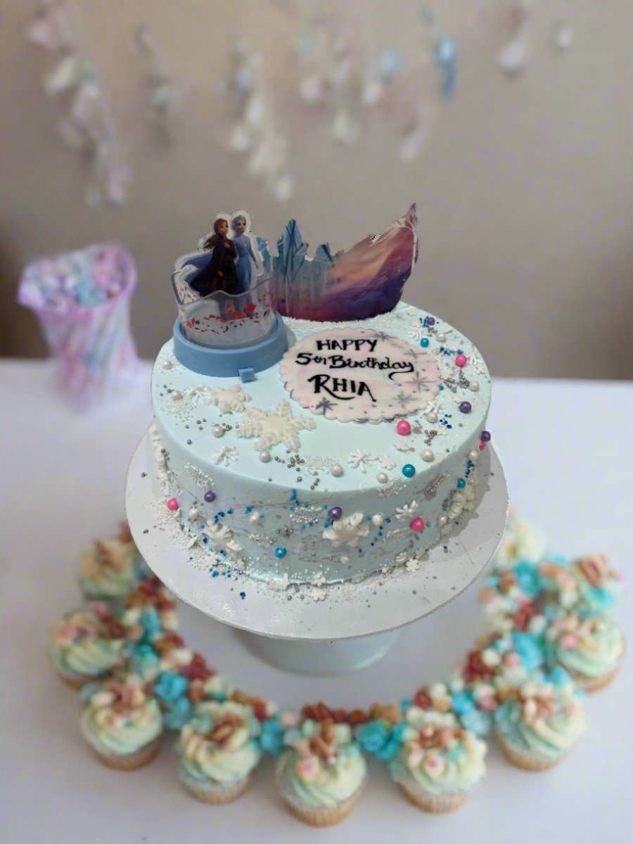 Rhia Frozen Toy Cake