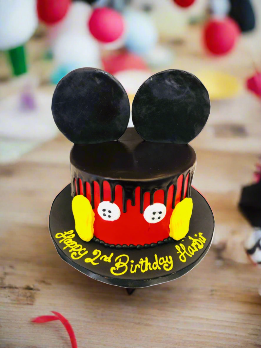 Harbir Mickey Mouse Cake