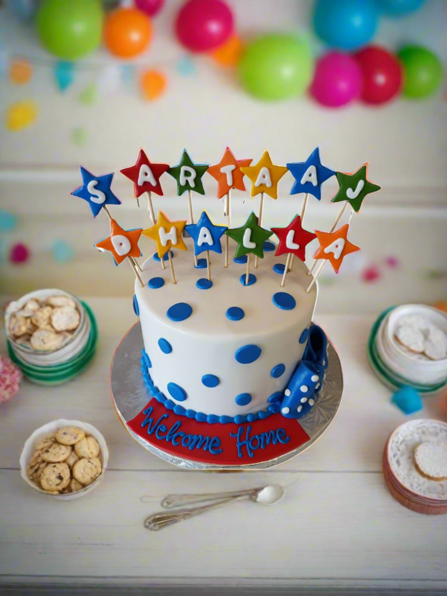 Sartaaj Star Fondant Cake