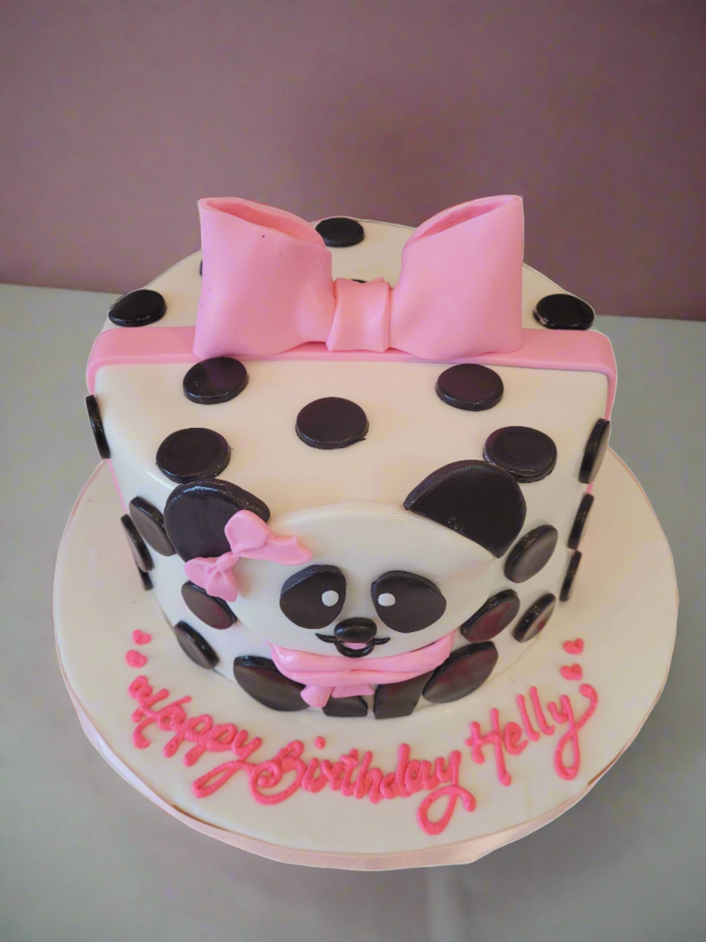 Helly Panda Fondant Cake