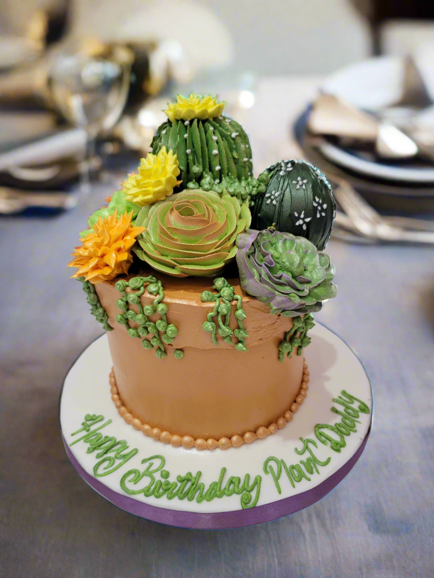 Plant Theme Cream Cake