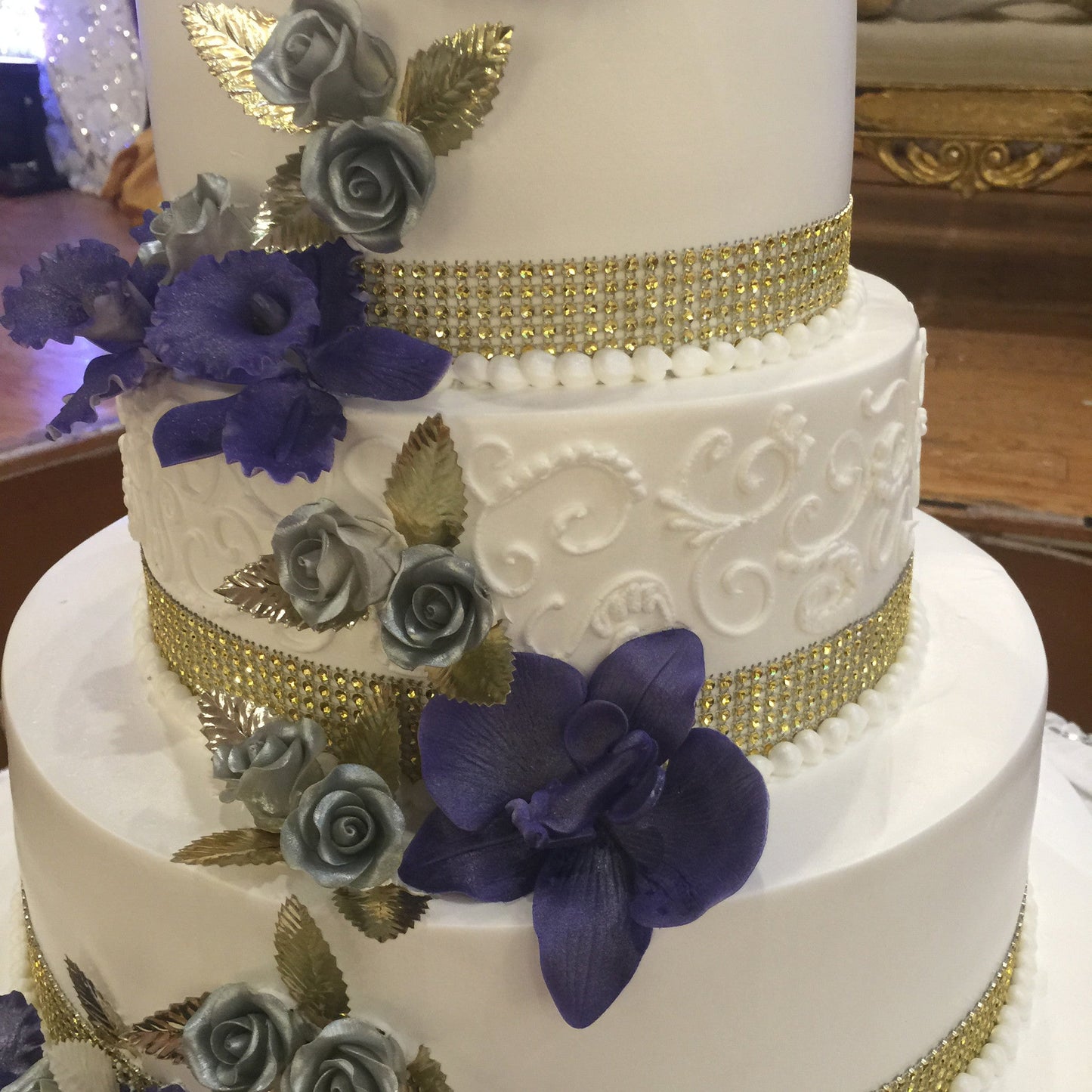Palma Wedding Cake - Rashmi's Bakery