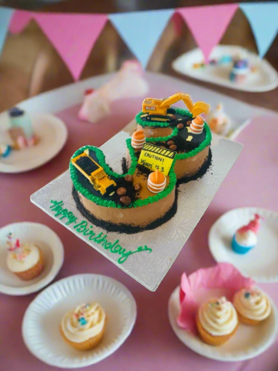 Viaan Construction Theme Cake