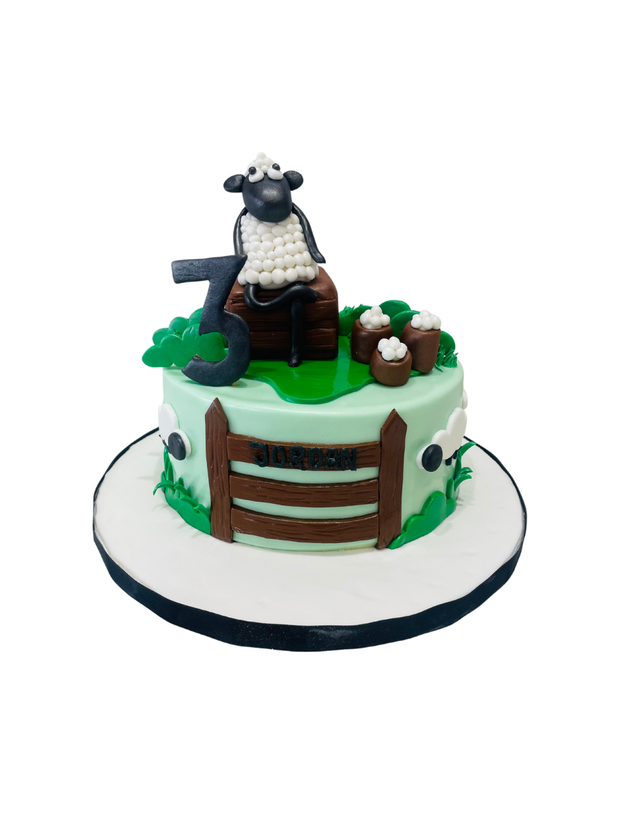 Shaun The Sheep Fondant Cake