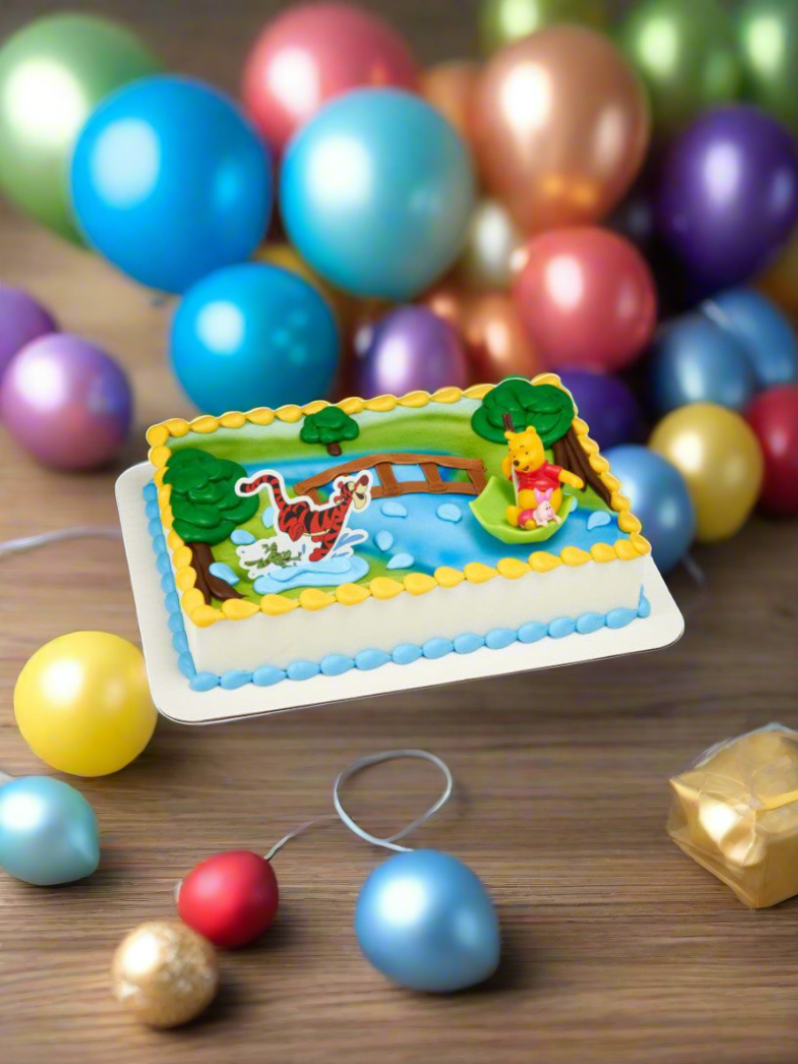 Winnie The Pooh, Piglet & Tiger Hunny Raindrops Cake