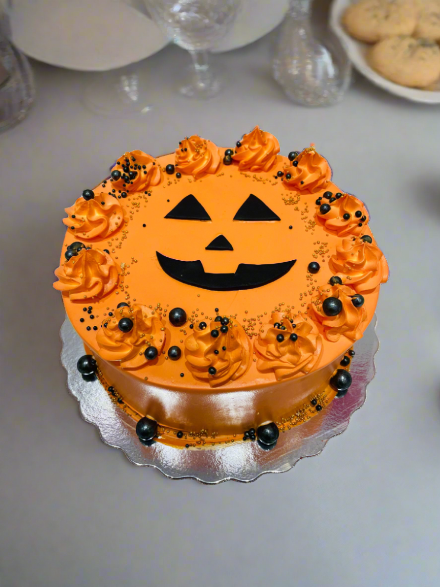 Pumpkin Halloween Cake