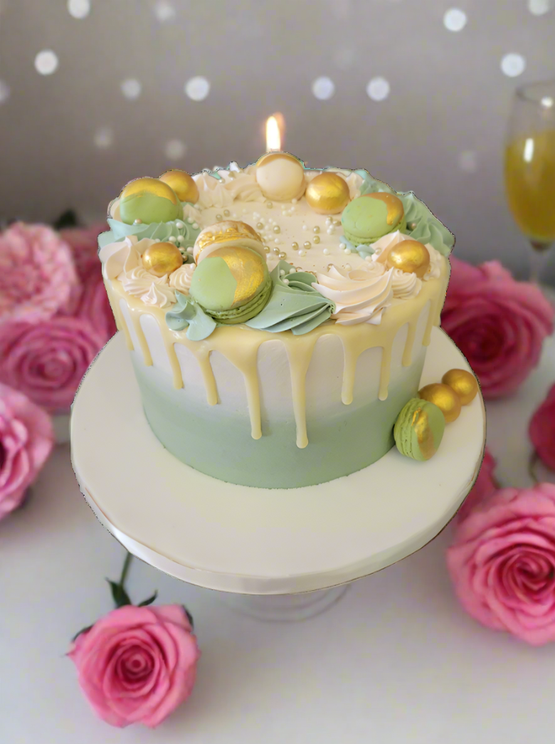 Akriti Cream Birthday Cake