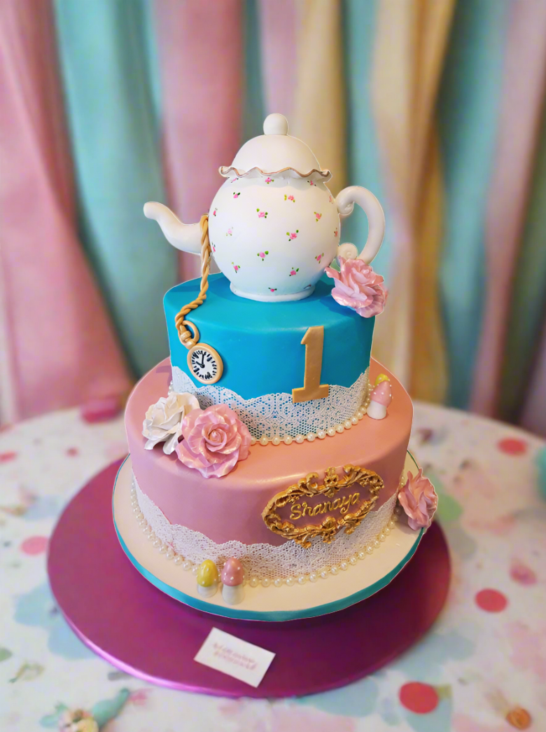 Alice In Wonderland Birthday Cake