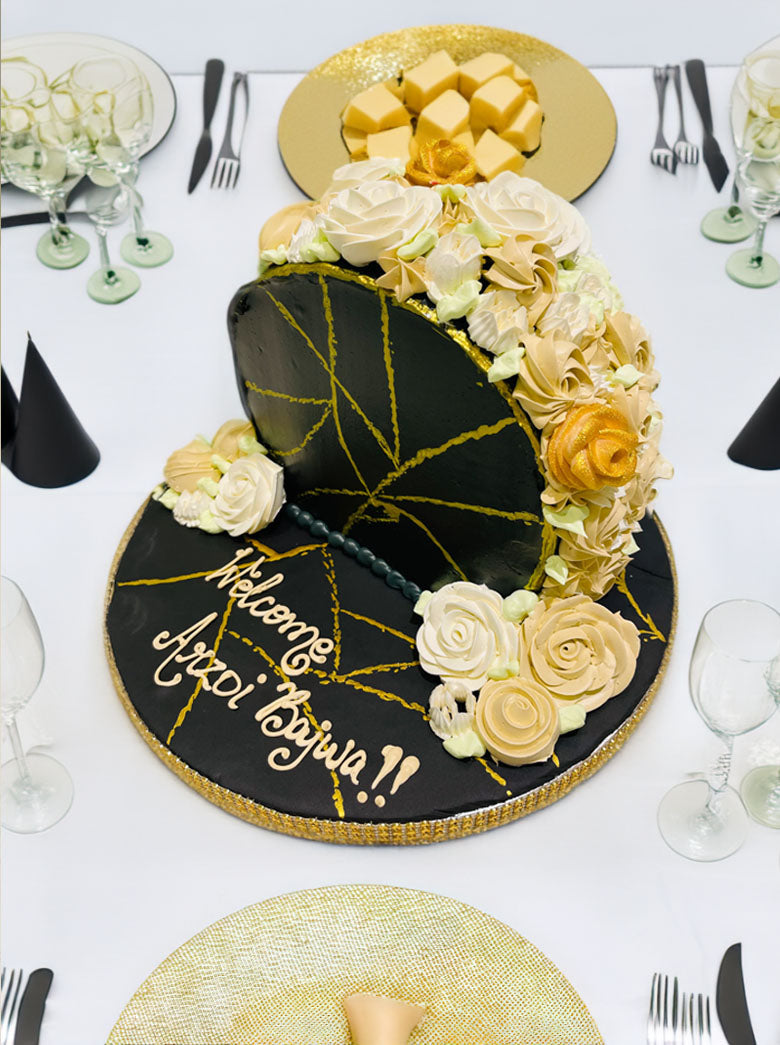 Black & Gold Arch Cake