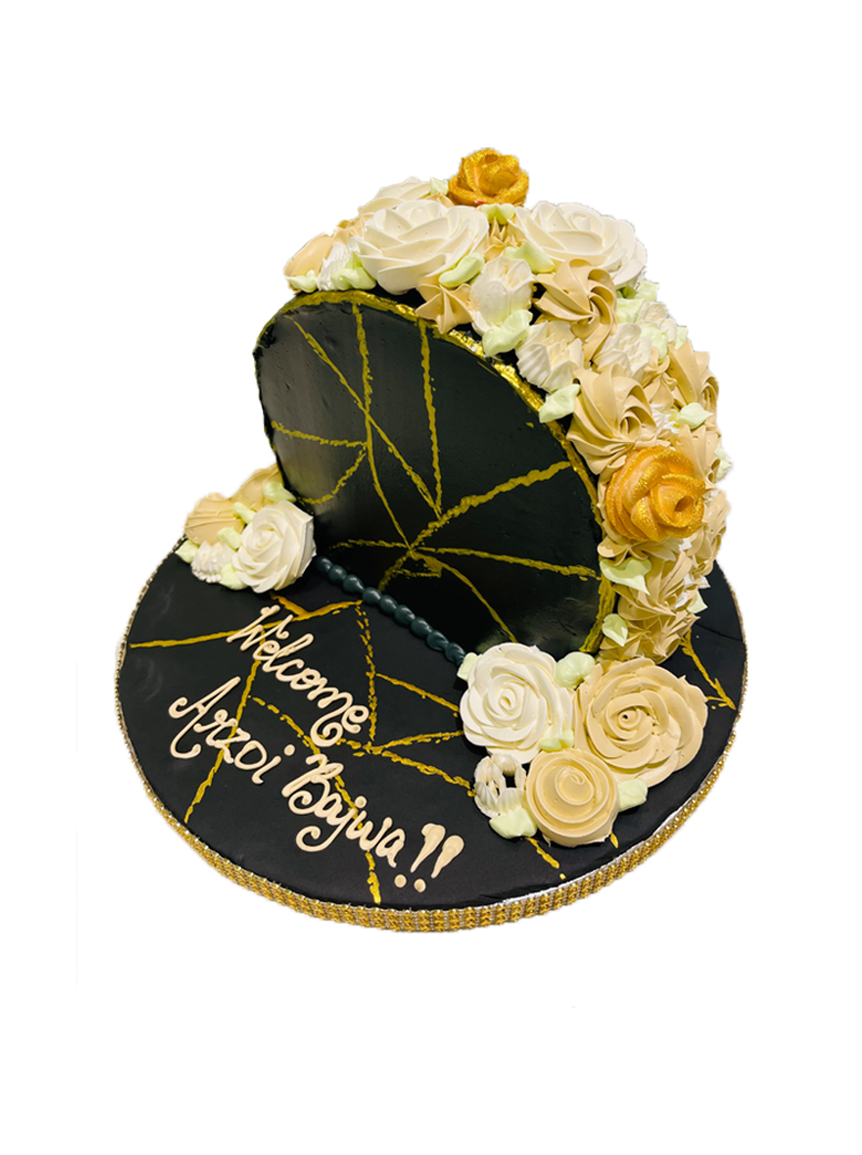 Black & Gold Arch Cake