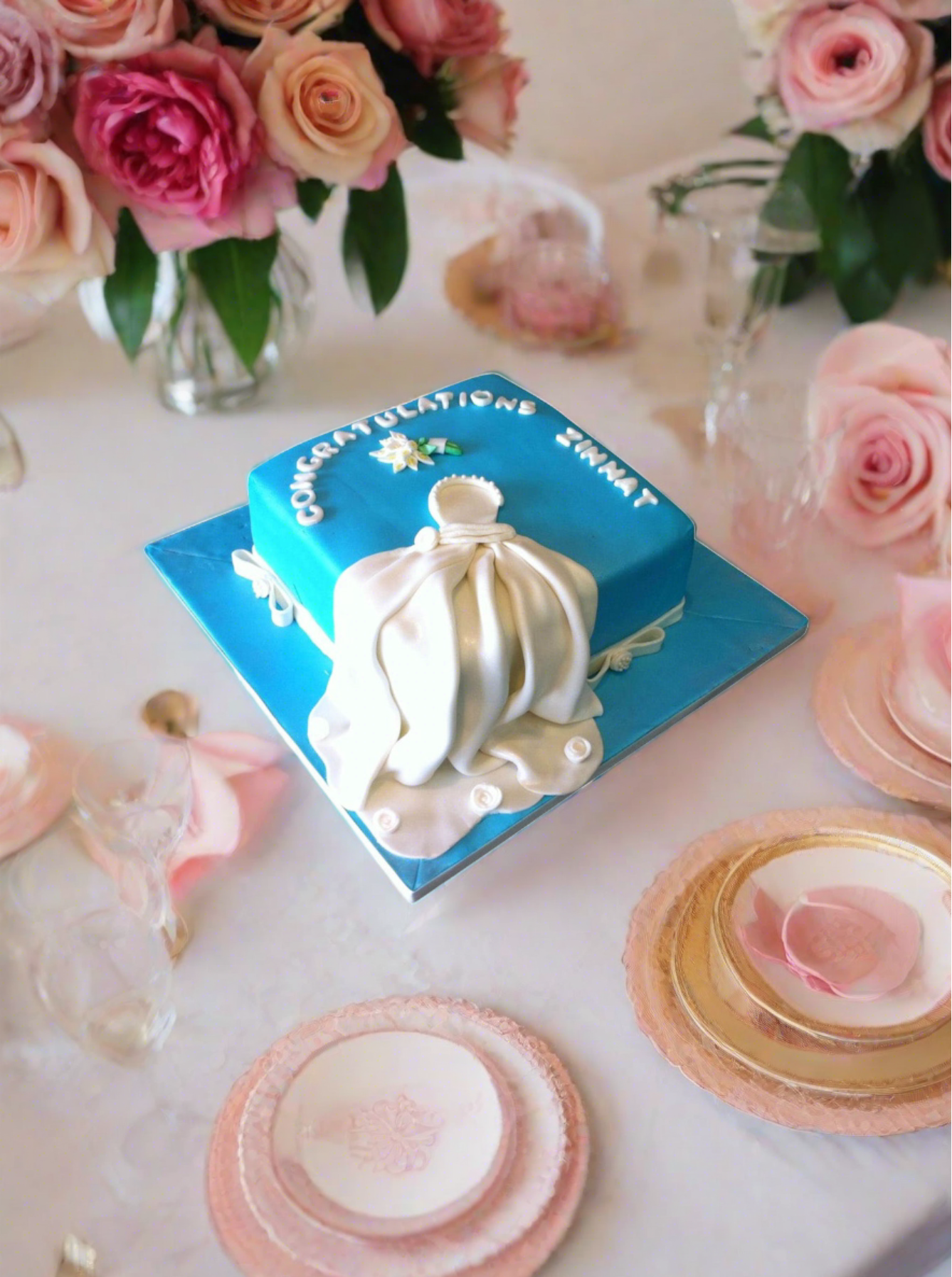 Zinnat Bridal Shower Fondant Cake