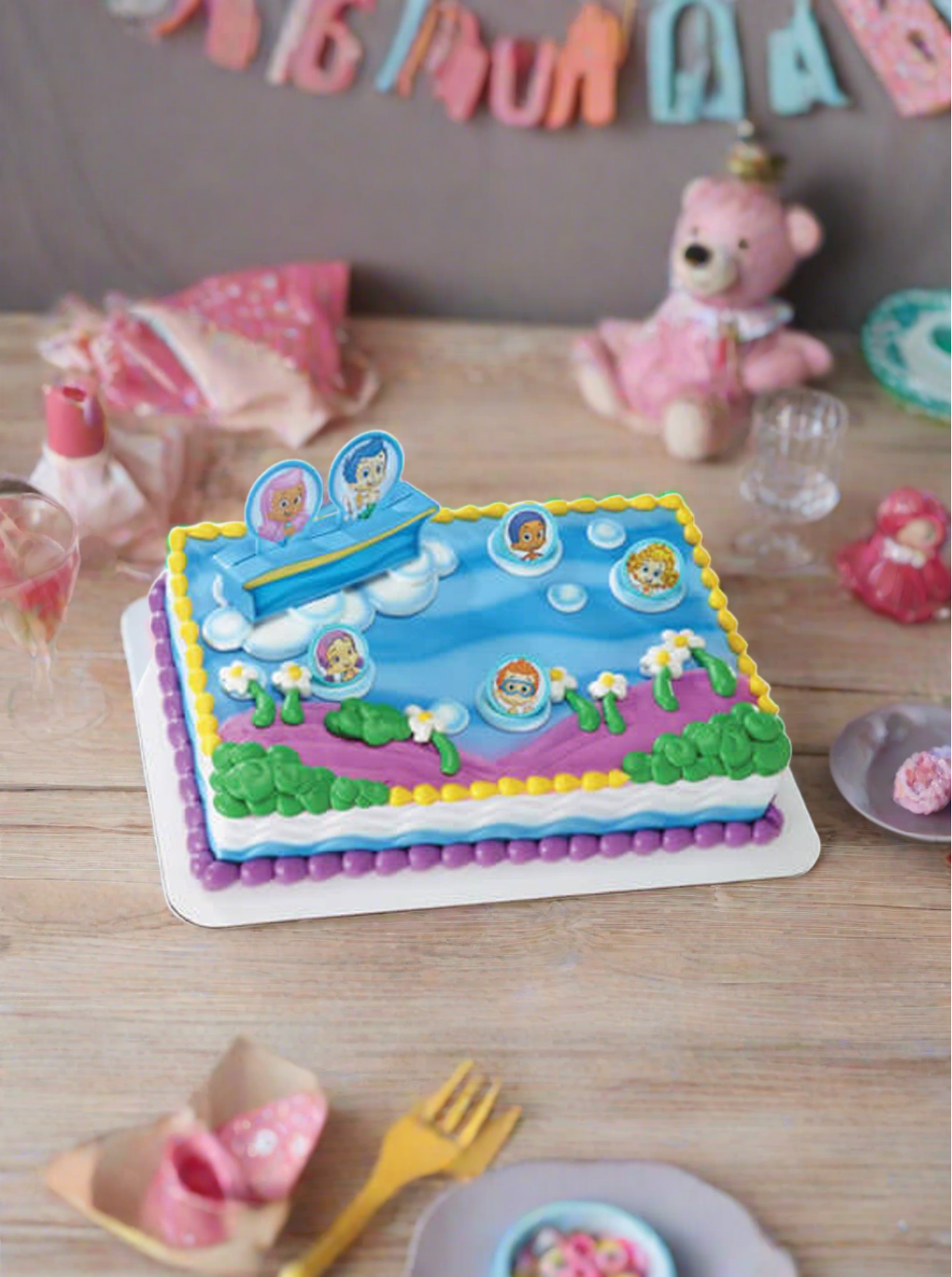 Bubble Guppies Gil, Molly & Gang Cake