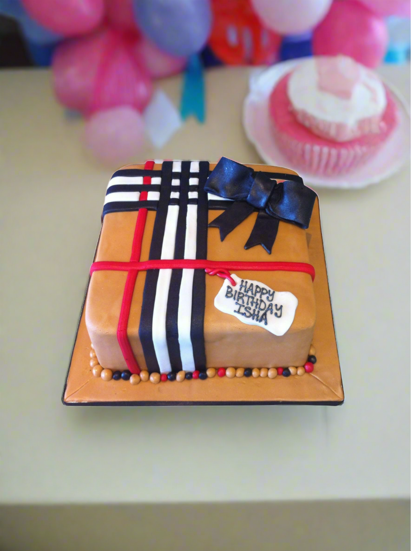 Burberry Gift Box Cake