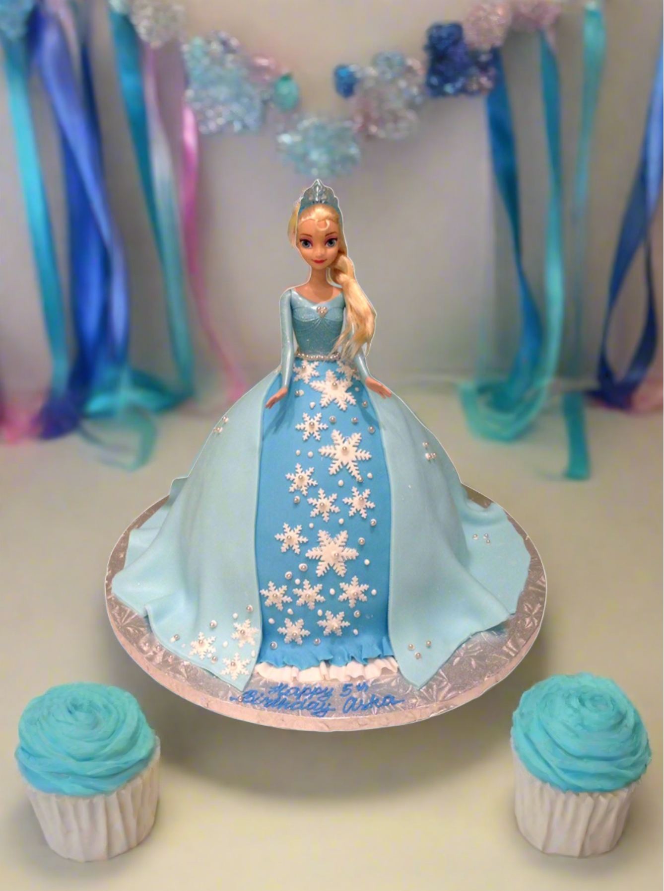 Frozen Fondant Barbie Cake