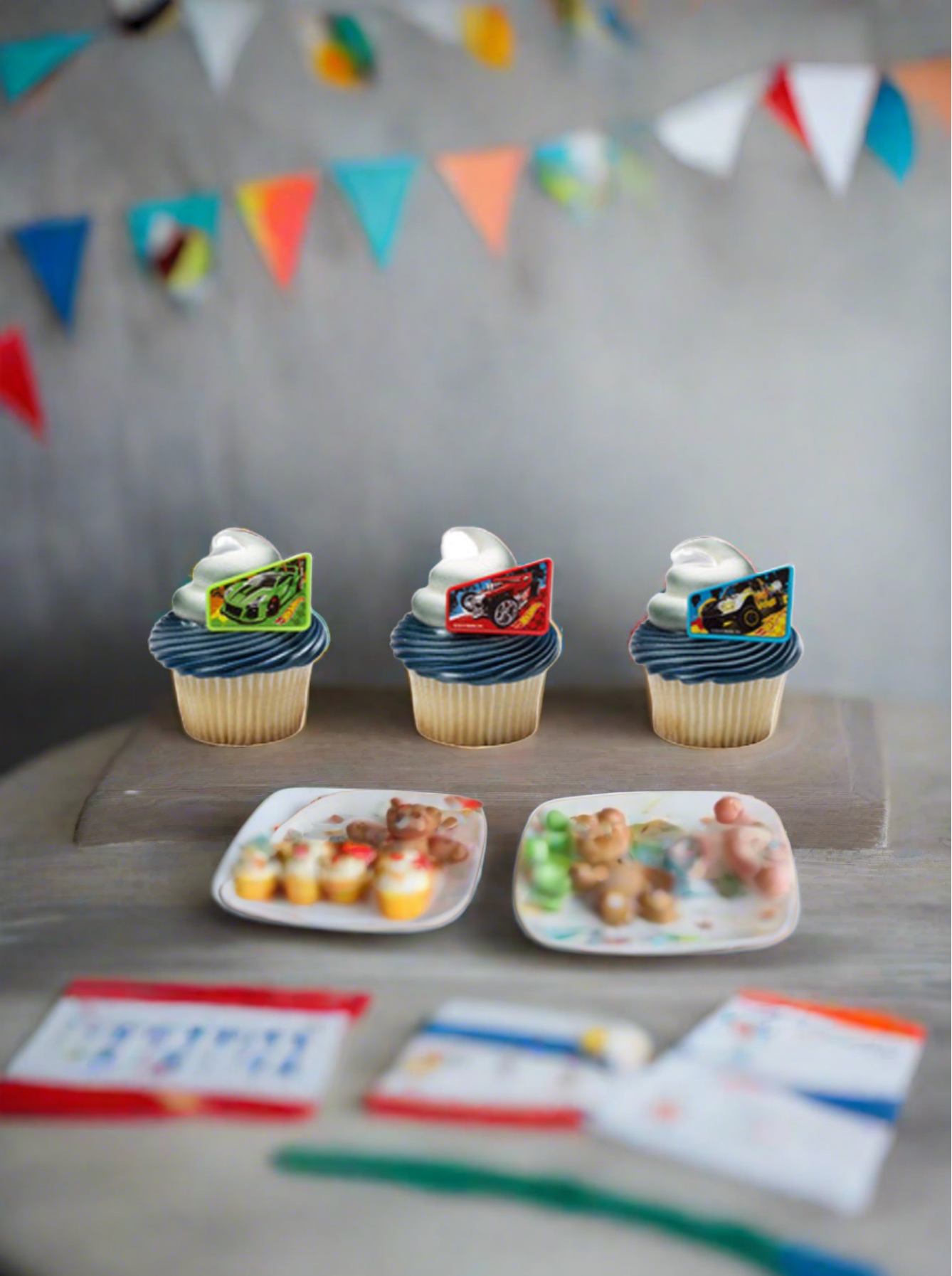Hot Wheels Way 2 Fast Cupcakes - (Pack of 6)