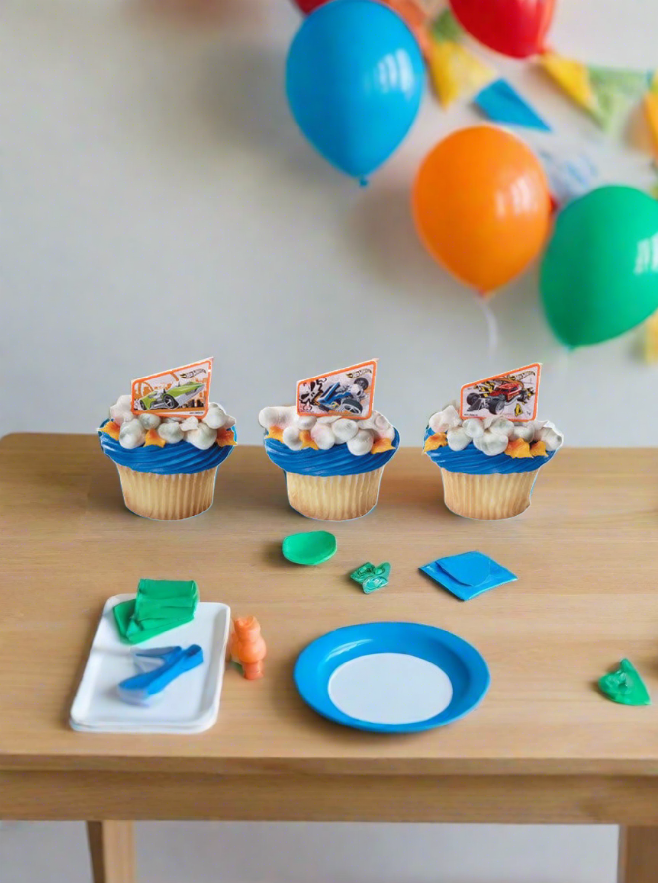 Hot Wheels Vrooom Ring Cupcakes - (Pack of 6)