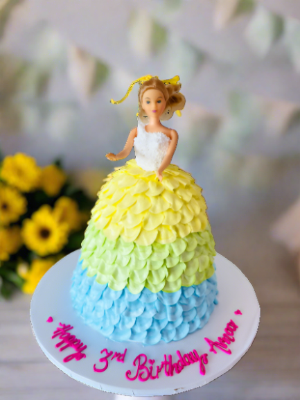 Avnor Barbie Cake