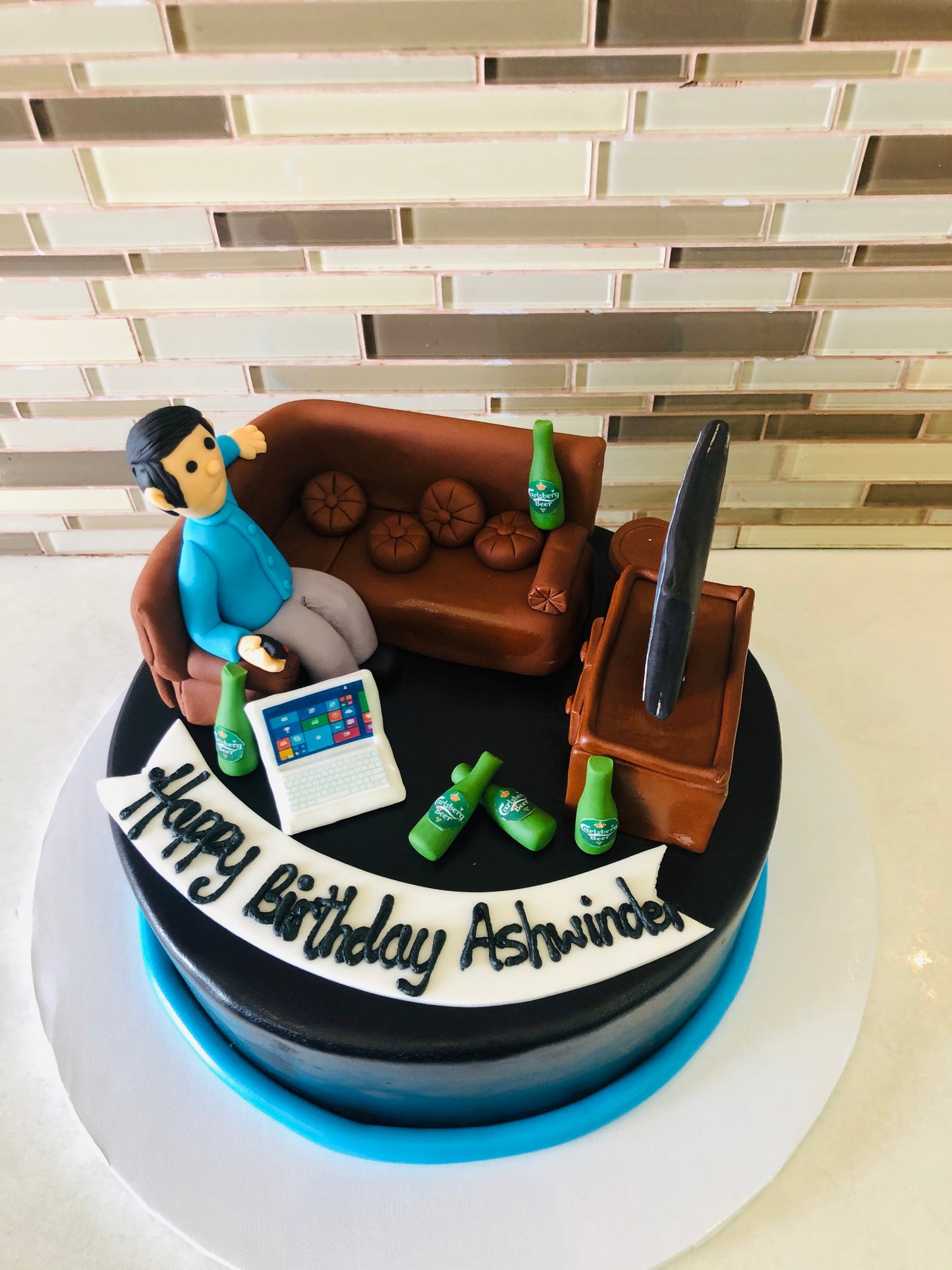 Sofa Fondant Cake