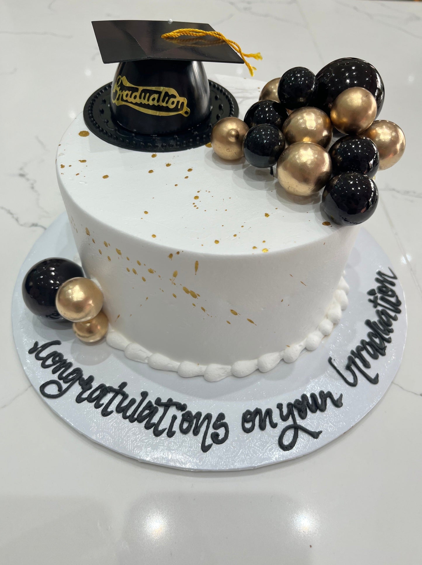 Black & Gold Graduation Cream Cake