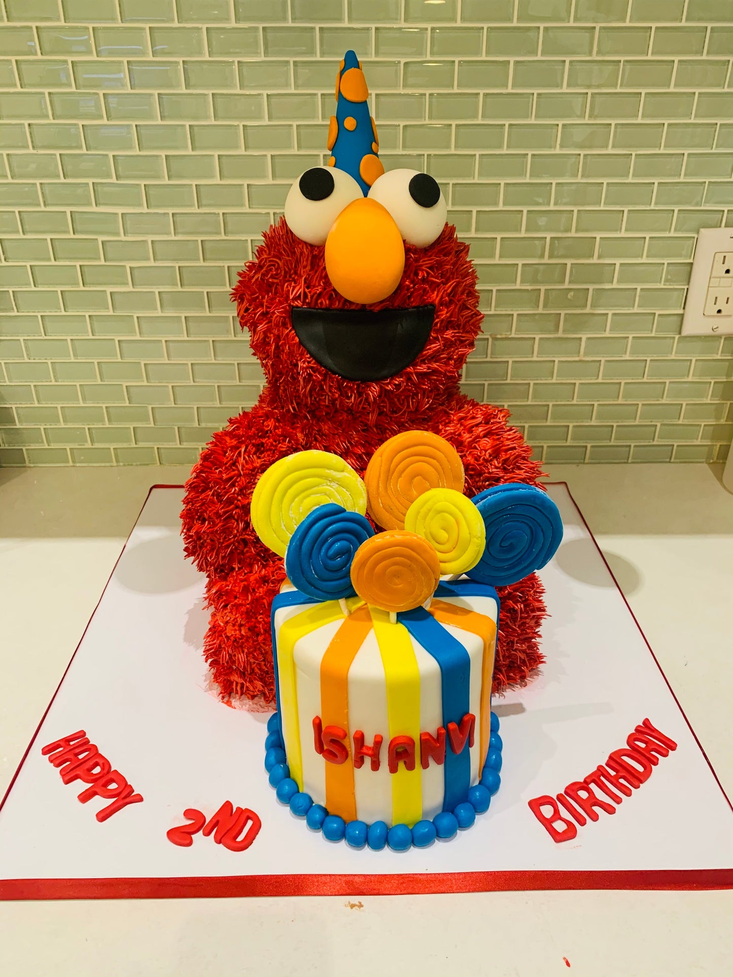Elmo 3D Birthday Cake