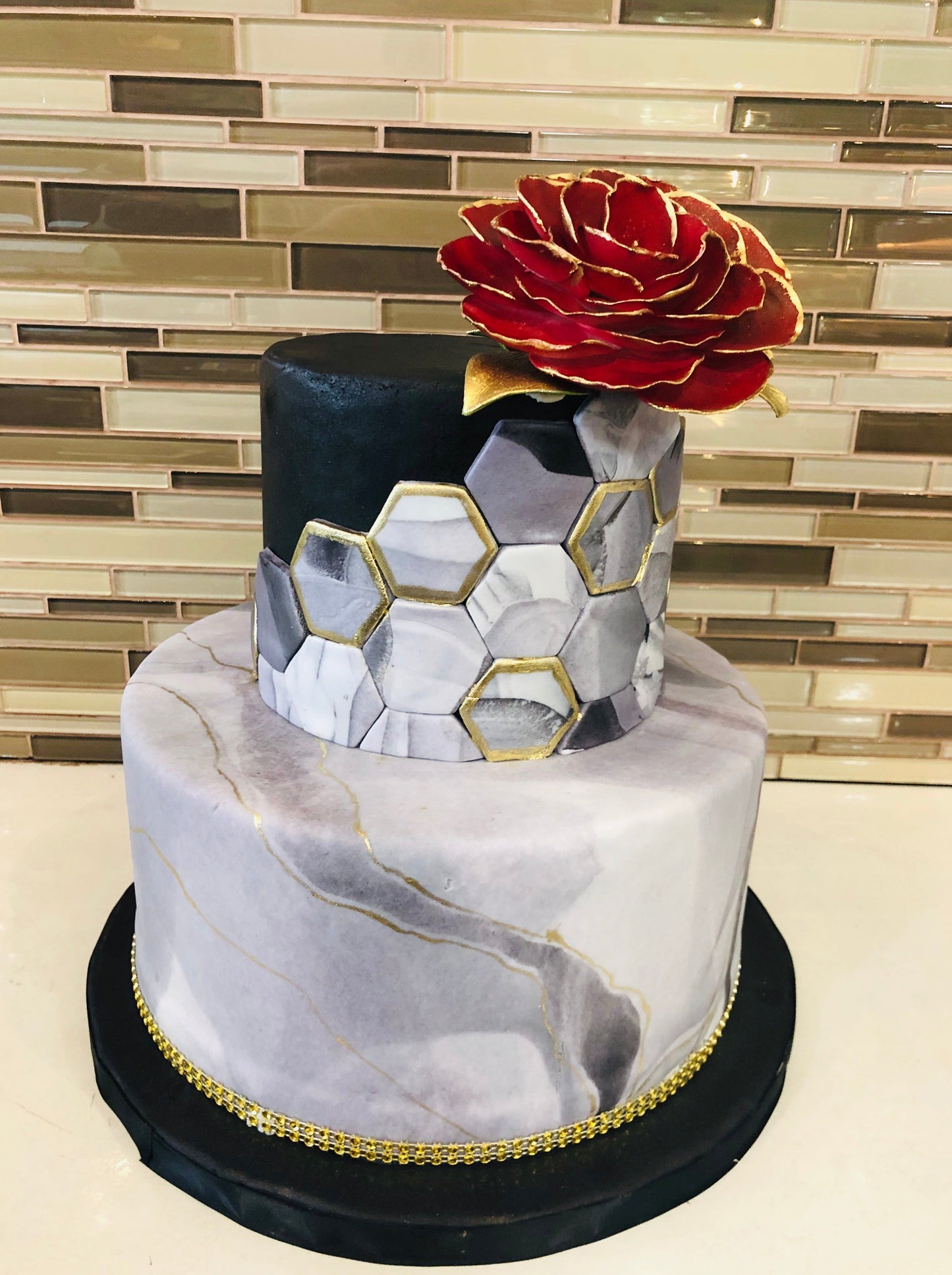 Alex Wedding Cake - Rashmi's Bakery