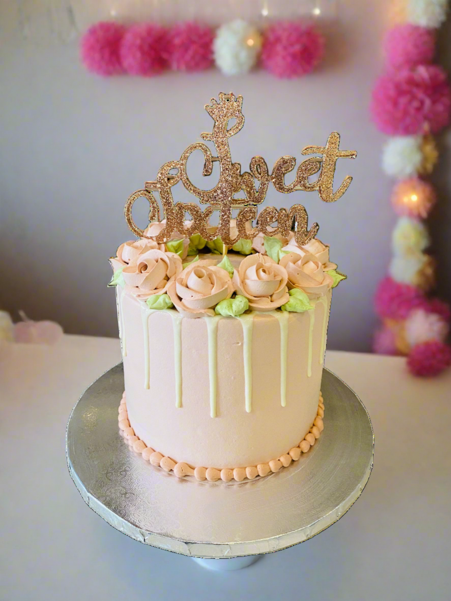 Anamika Sweet Sixteen Cream Cake