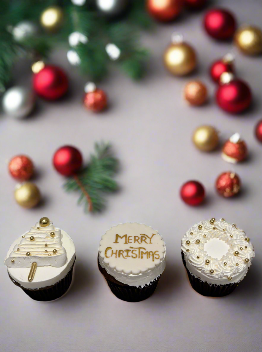 Ivory & Gold Christmas Cupcakes  - (Pack of 6)