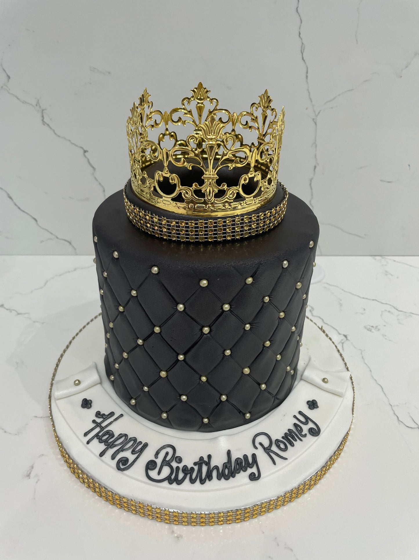 Black & Gold Crown Fondant Cake