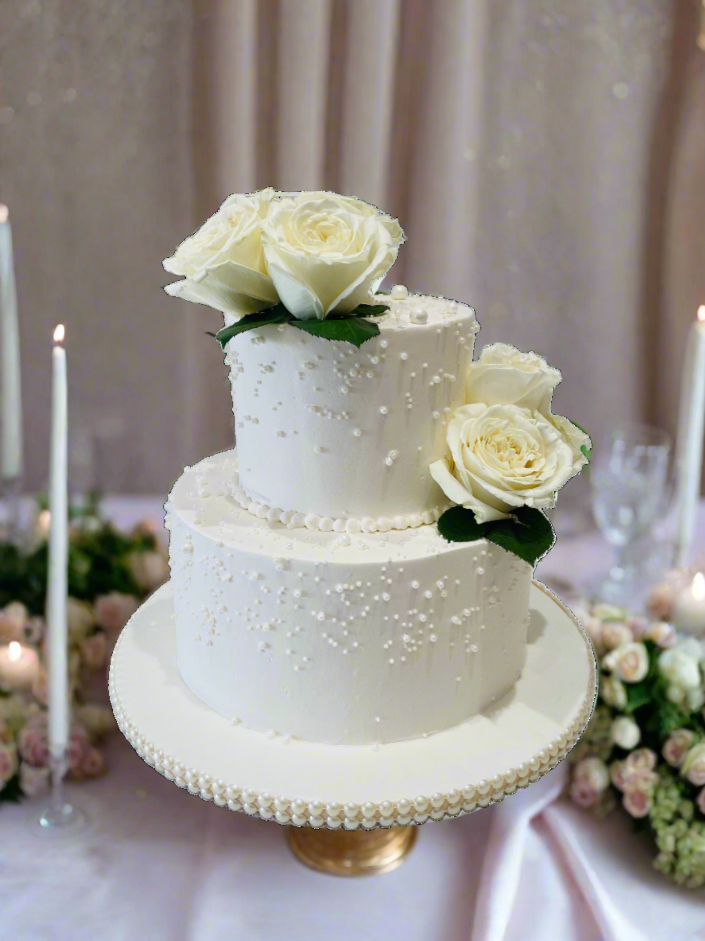 Ganeev Off White Wedding Cake