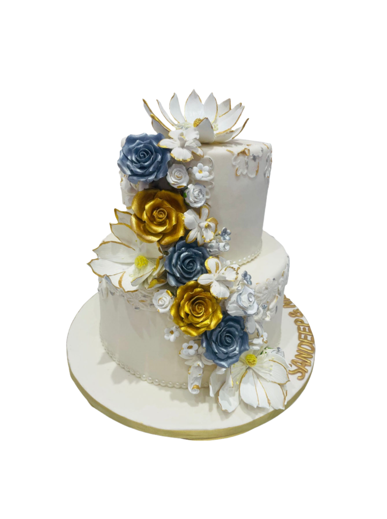 Ivory & Gold Fondant Wedding Cake