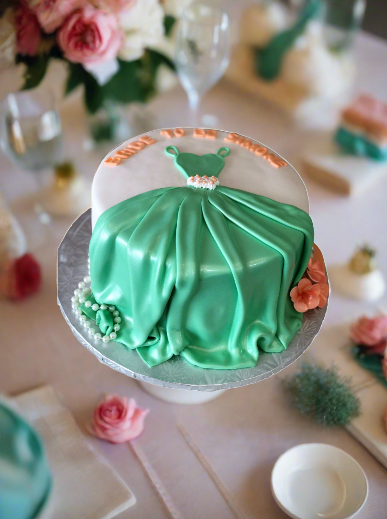 Nadu Bridal Shower Fondant Cake