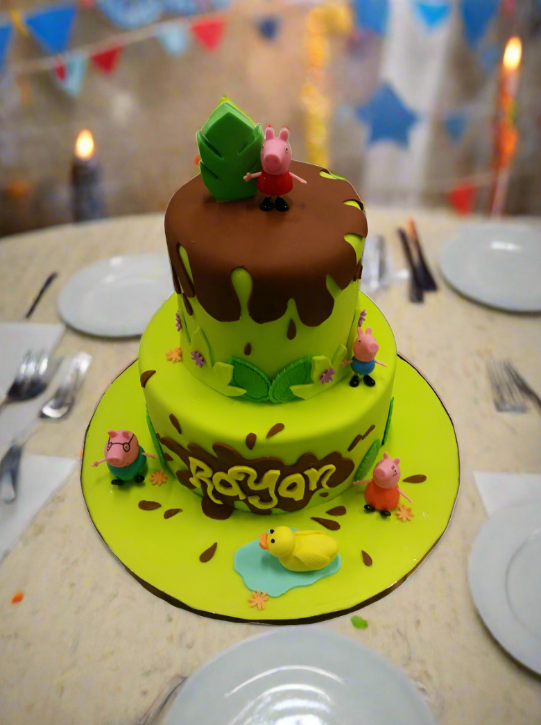 Royan Peppa Pig Fondant Cake