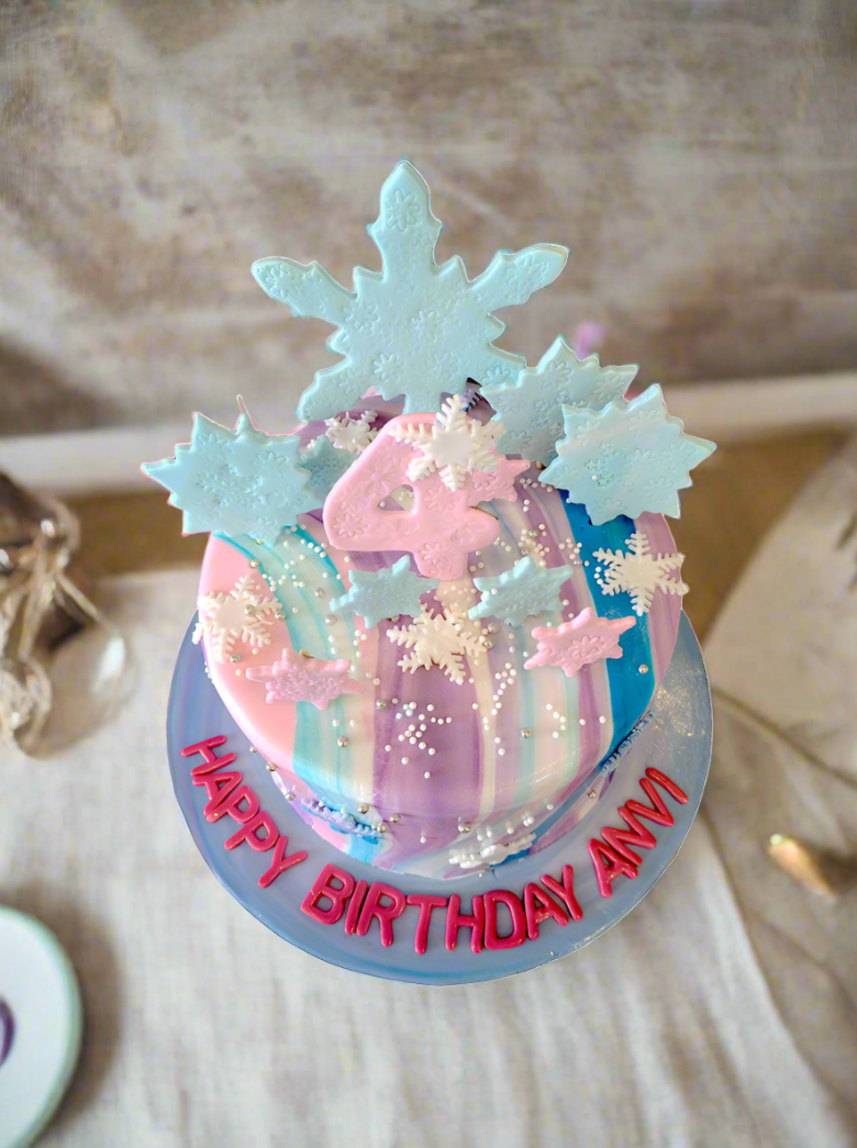 Snowflake Winter Wonderland Fondant Cake