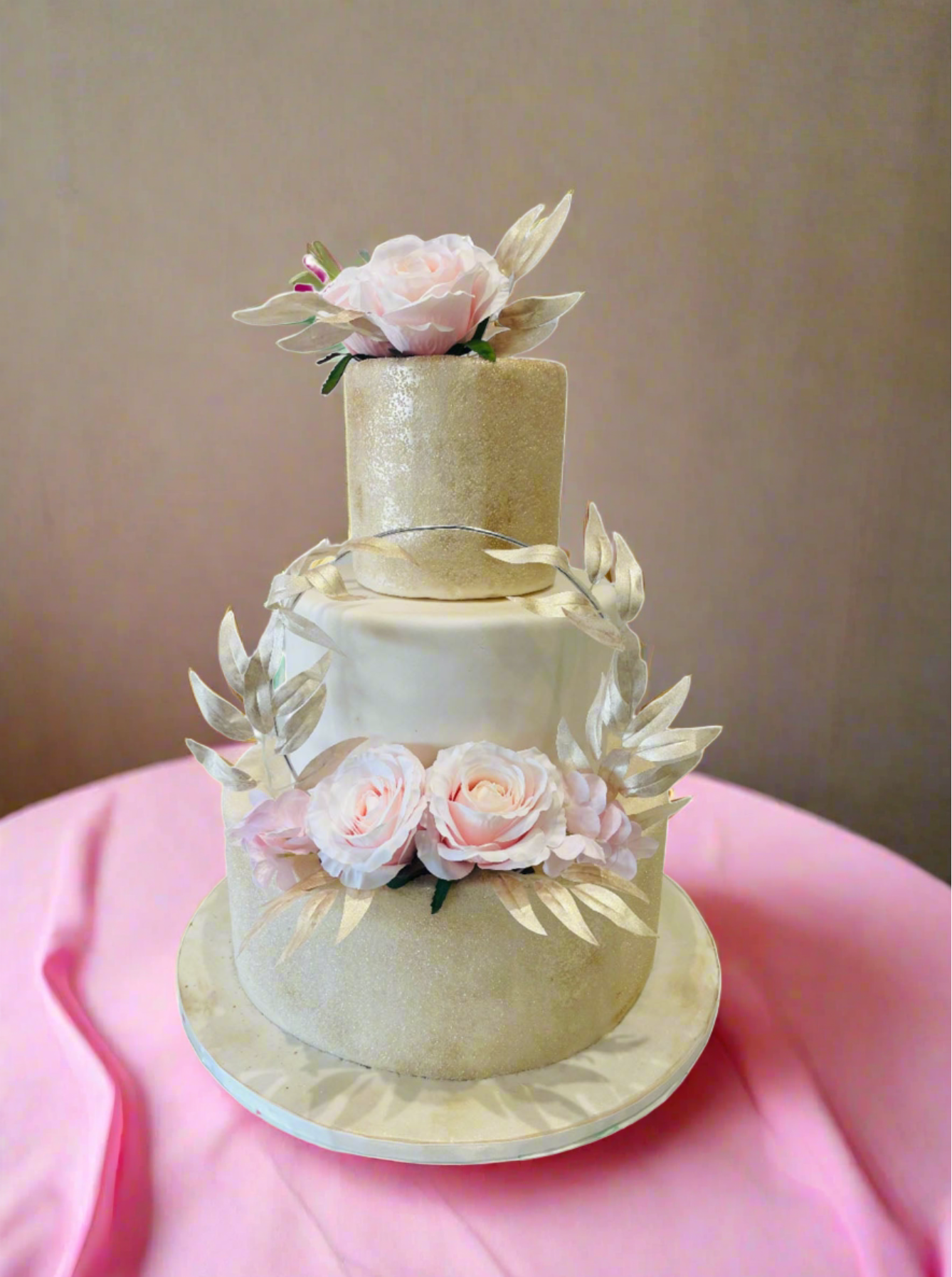 String Garland Wedding Fondant Cake