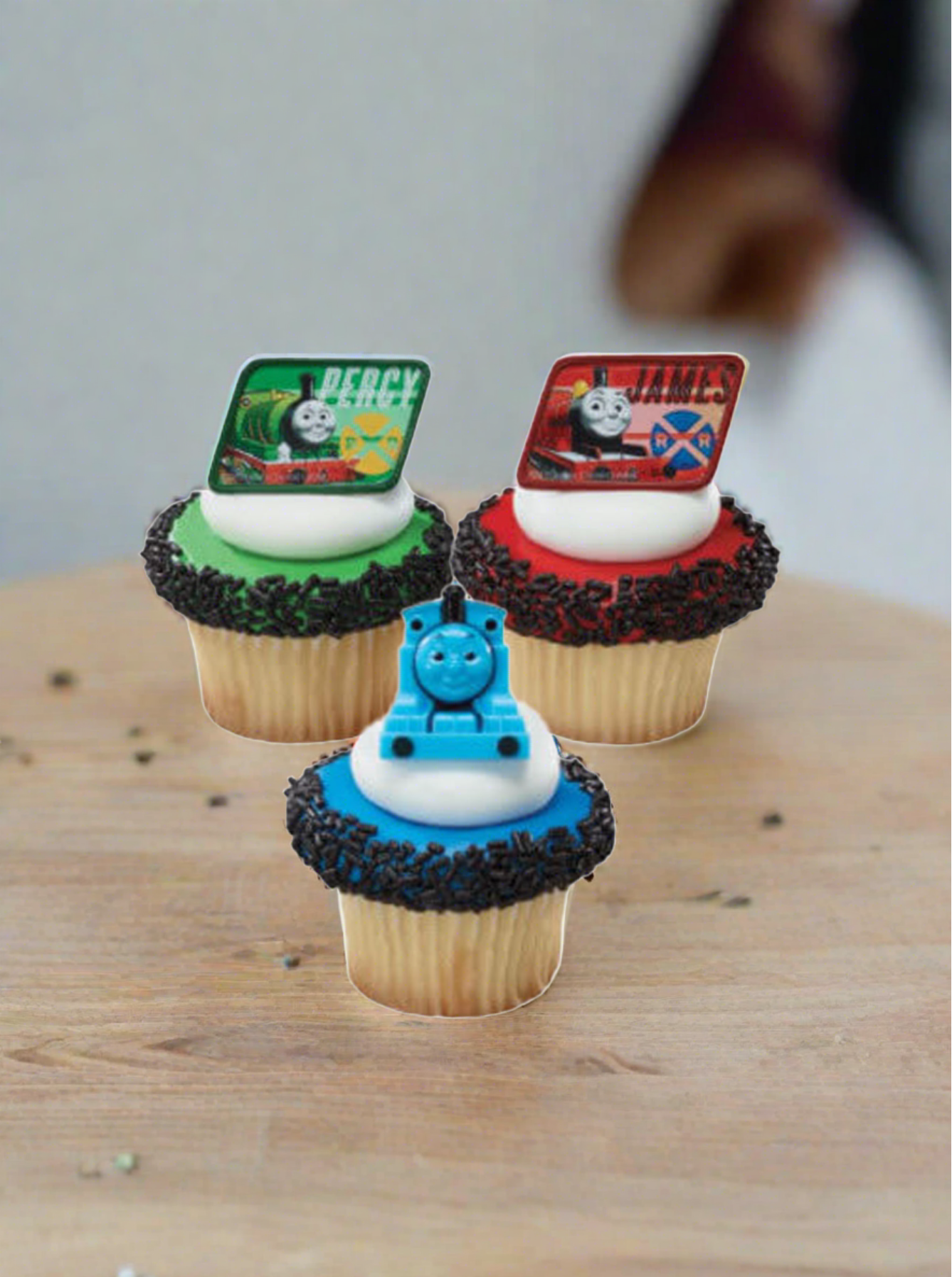 Thomas & Friends Ring Cupcakes - (Pack of 6)