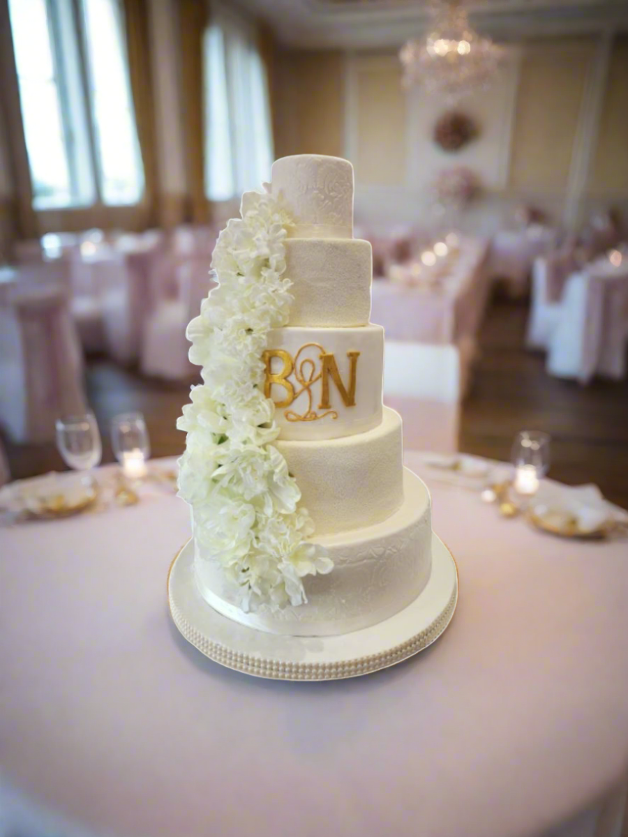 B & N Fondant Wedding Cake