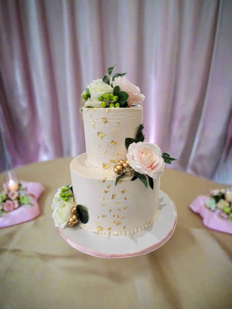 Berlin Ivory Wedding Cake