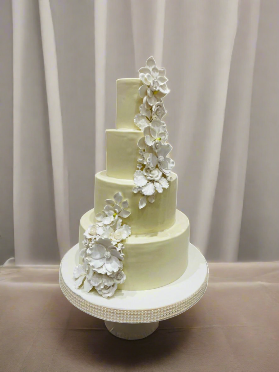 Shreya Fondant Wedding Cake