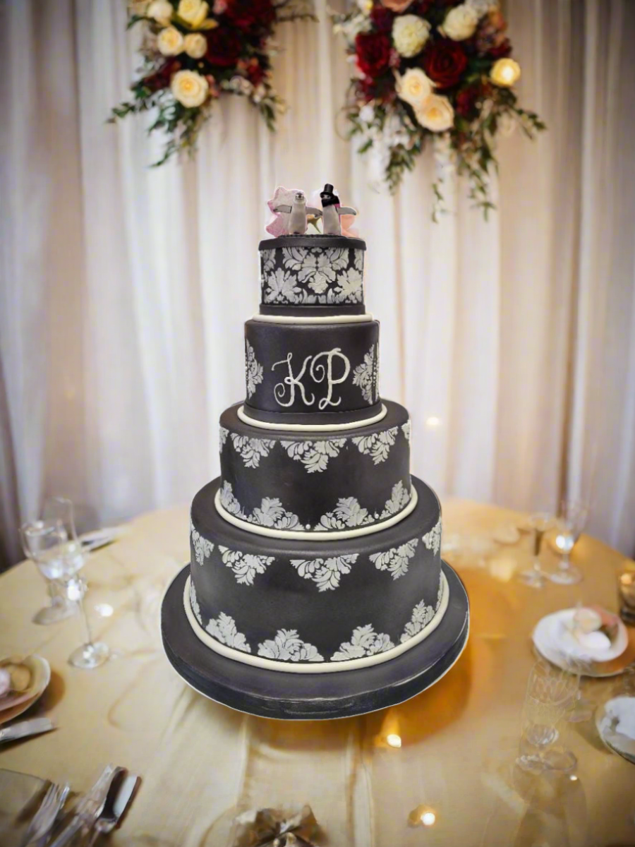 Black & White Wedding Cake