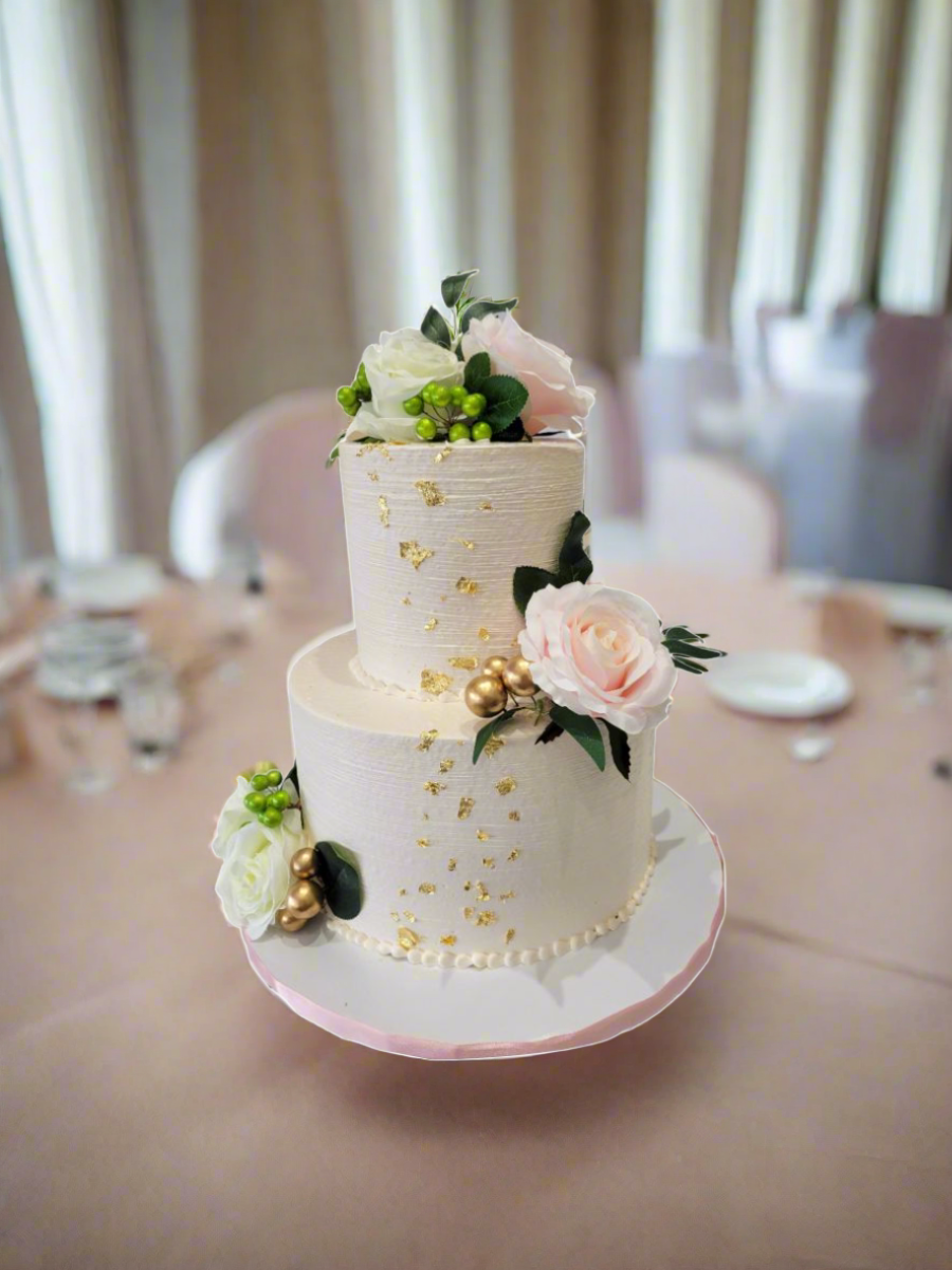 Berlin Ivory Wedding Cake