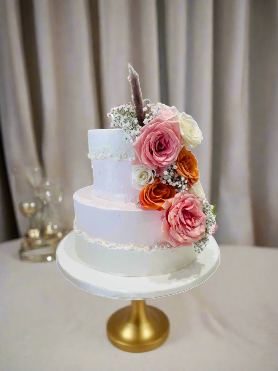 Divya Wedding Cream Cake