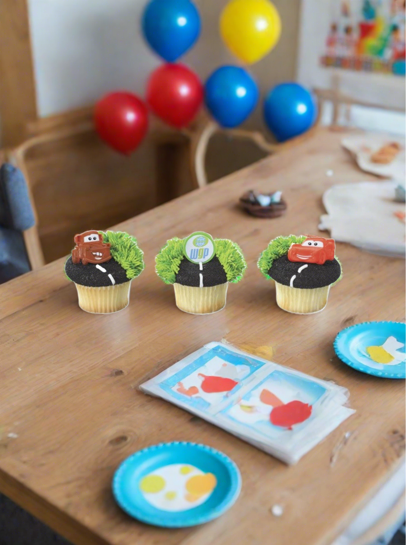 World Grand Prix Cupcakes - (Pack of 6)