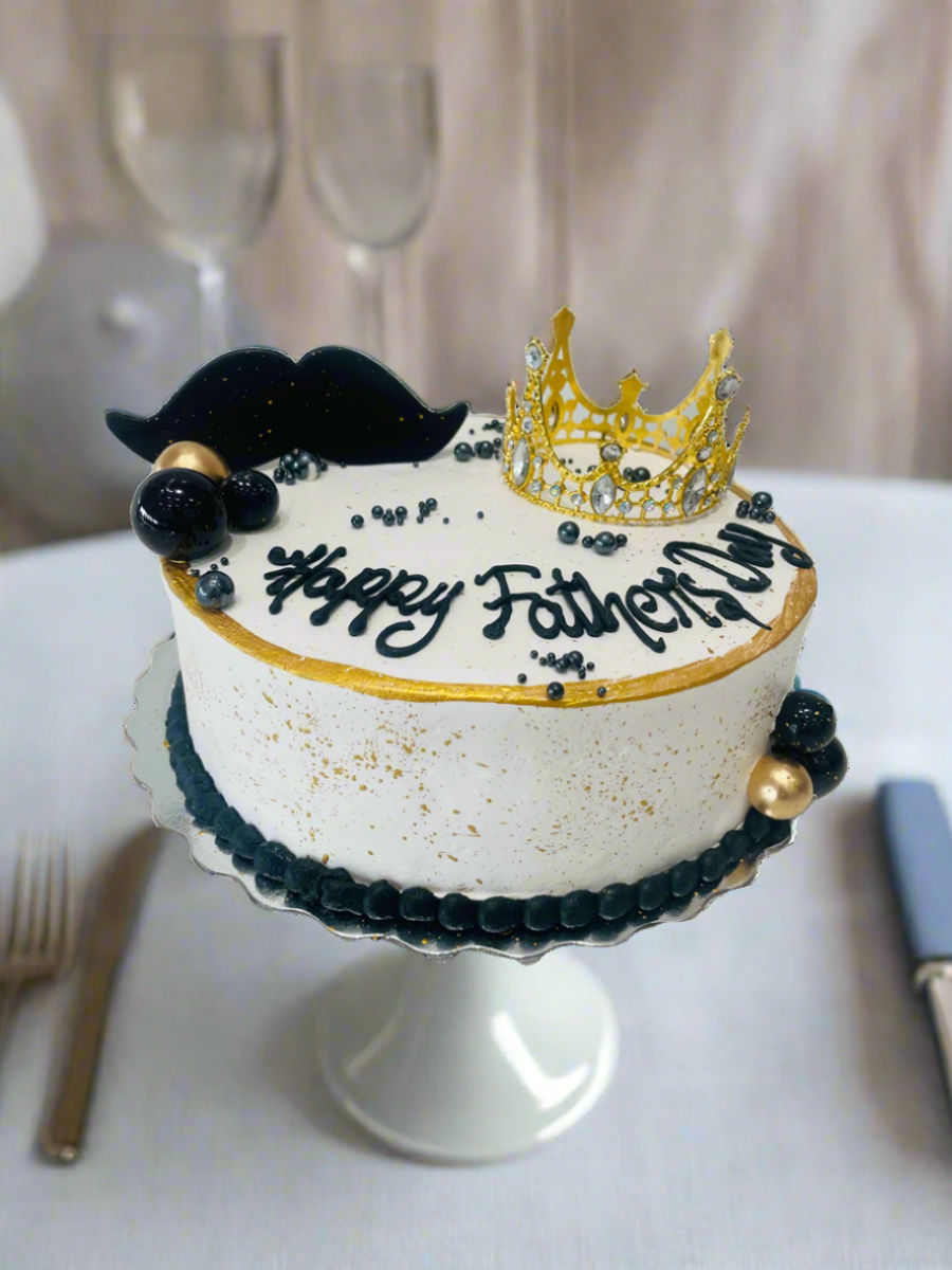 KING FATHER'S DAY CAKE