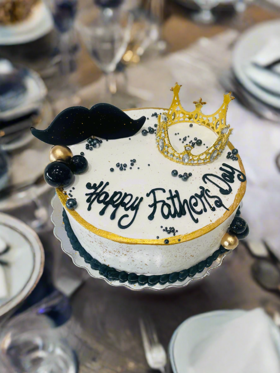 KING FATHER'S DAY CAKE